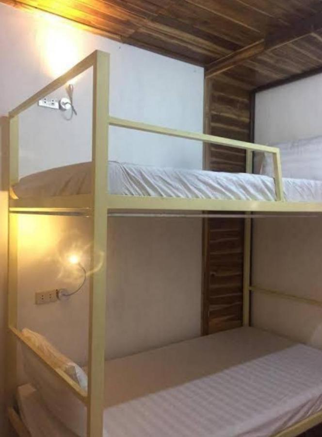 Watthat Backpacker Hostel Luang Prabang Exterior photo