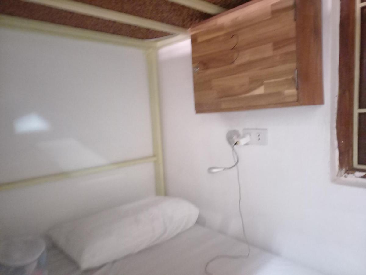 Watthat Backpacker Hostel Luang Prabang Exterior photo